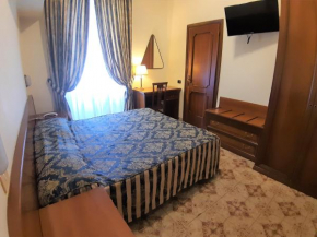  Hotel Mariano  Рим